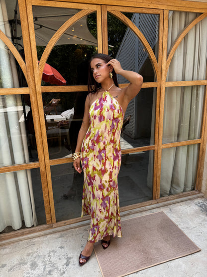 Amara – Vestido Maxi Halter con Estampado Floral Acuarela