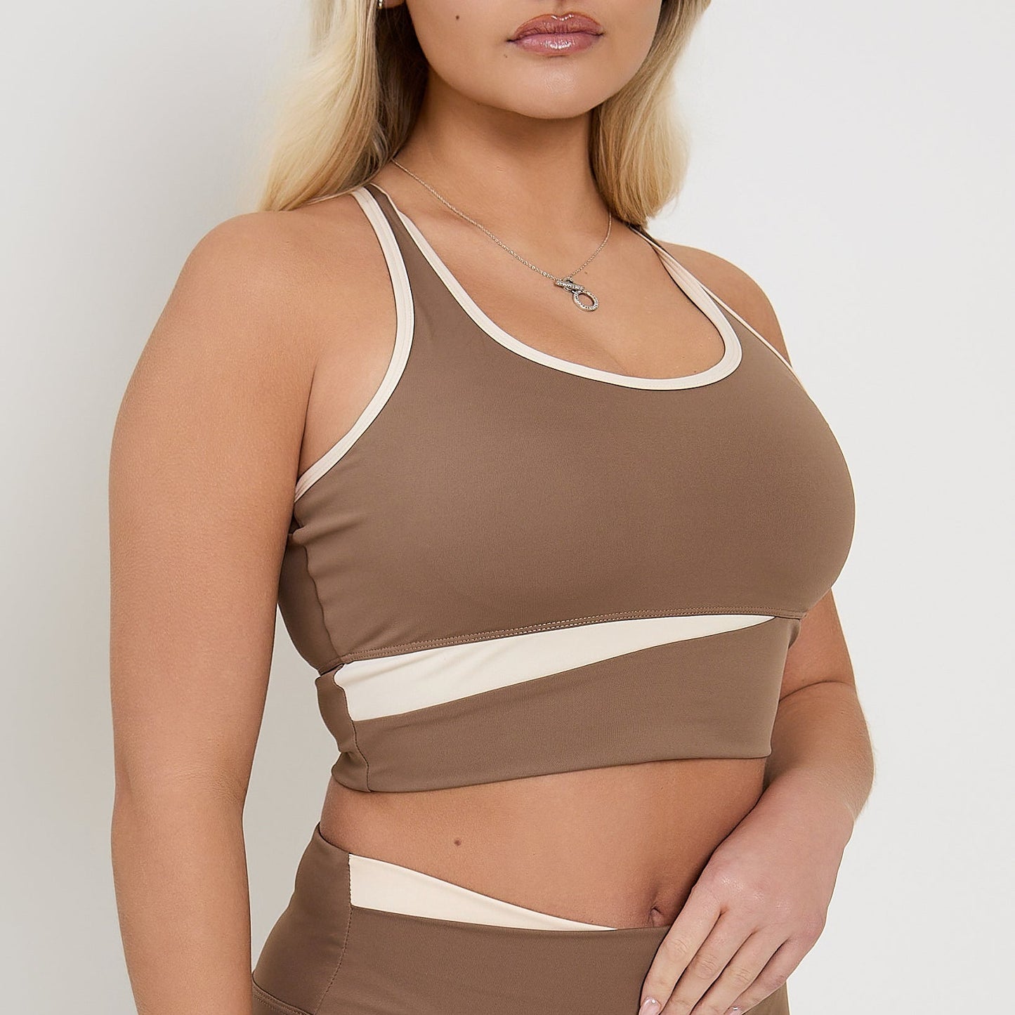 Conjunto Top Contour & Shorts | Mocha