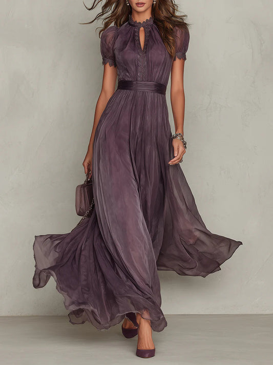 Flavia • Vestido Largo Violeta con Escote en Gota y Borde de Encaje de Gasa