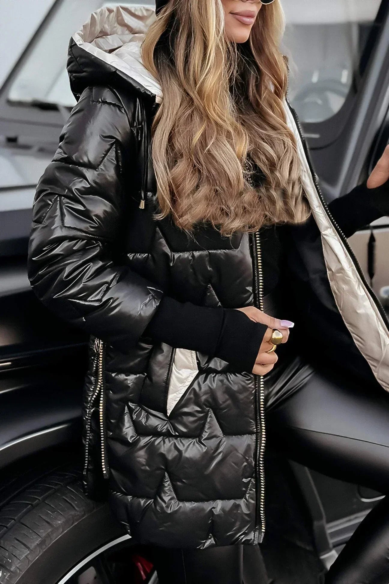 Lina | Chaqueta acolchada larga y cálida con capucha amplia