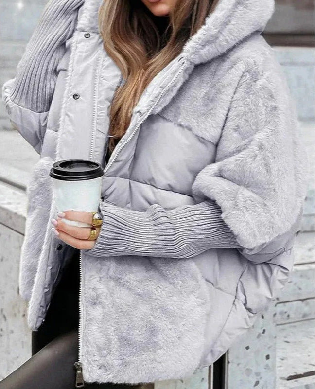 LENA | Chaqueta de plumas elegante con capucha